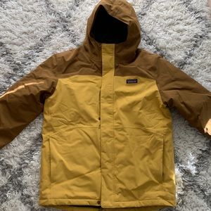 Patagonia waterproof jacket size Youth XL 14